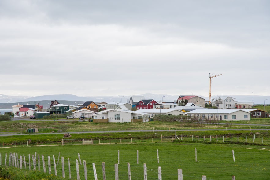 Far view of Thorshofn