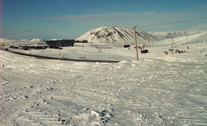 The biggest ski resort in Iceland is in the Blue Mountains.