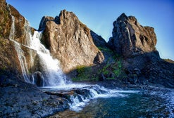 Troll-Wasserfall in der Nähe von Reykjavik