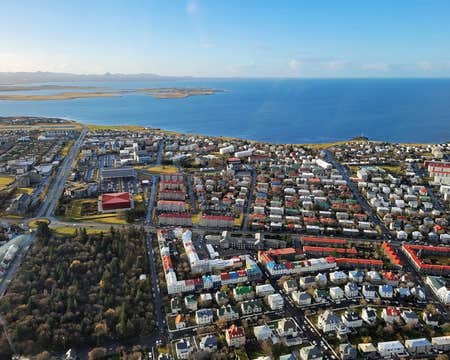 Unforgettable 60-Minute Helicopter Tour Over Hengill Geothermal Area From Reykjavik Airport