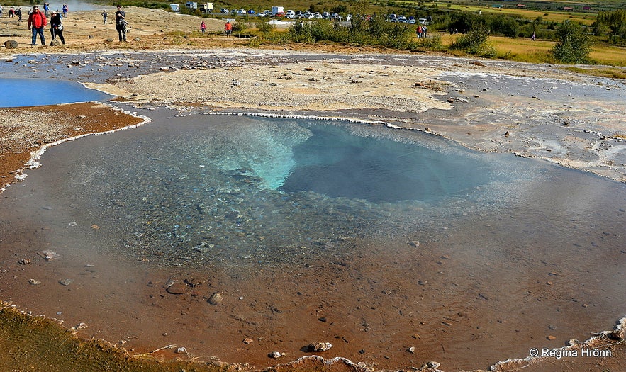 The spectacular Geysir Geothermal Area - Strokkur and all the other Hot Springs