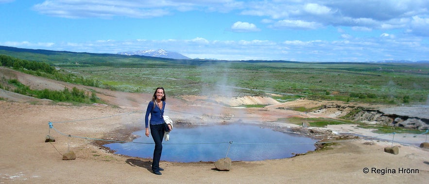 The spectacular Geysir Geothermal Area - Strokkur and all the other Hot Springs