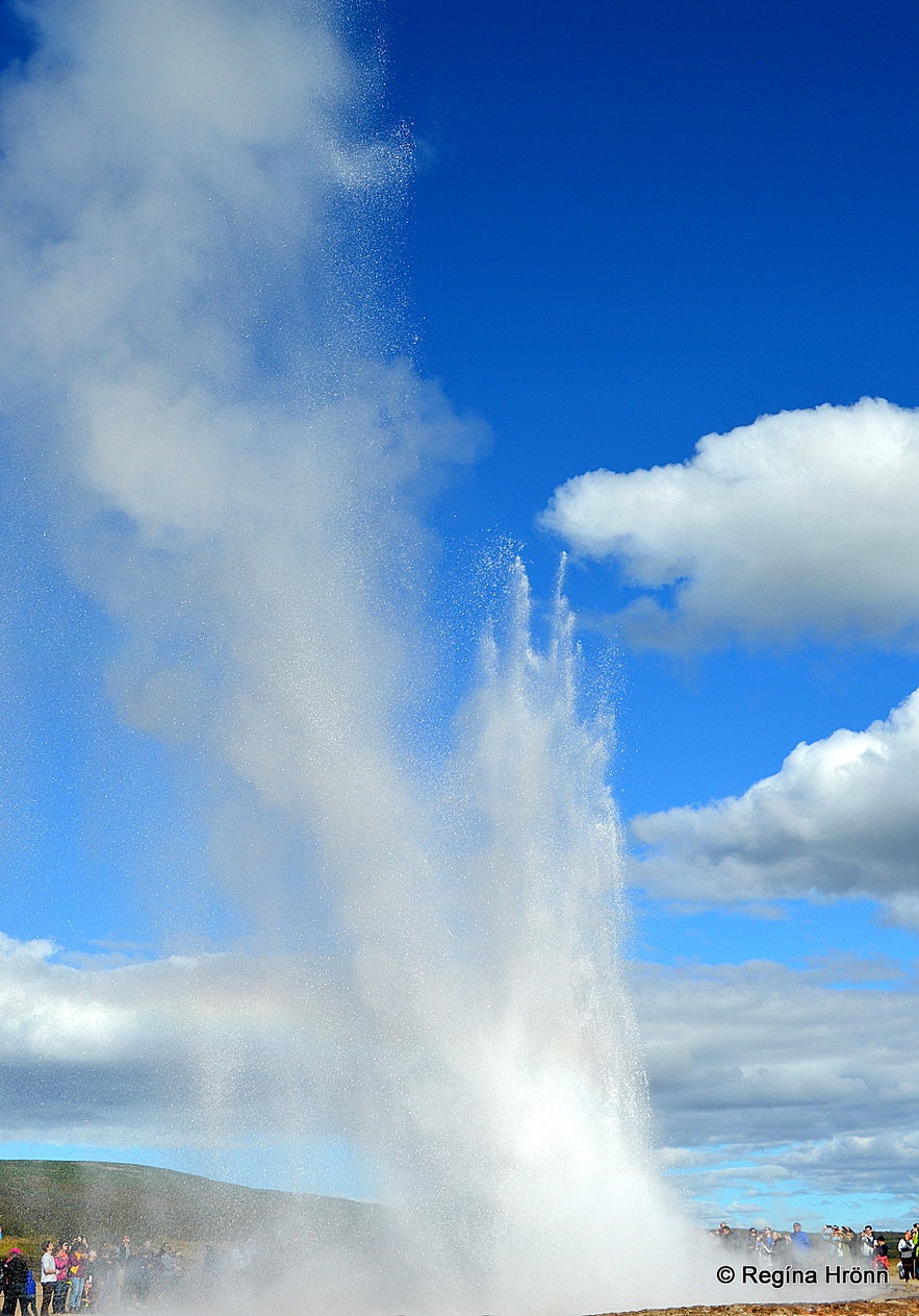 The spectacular Geysir Geothermal Area - Strokkur and all the other Hot Springs