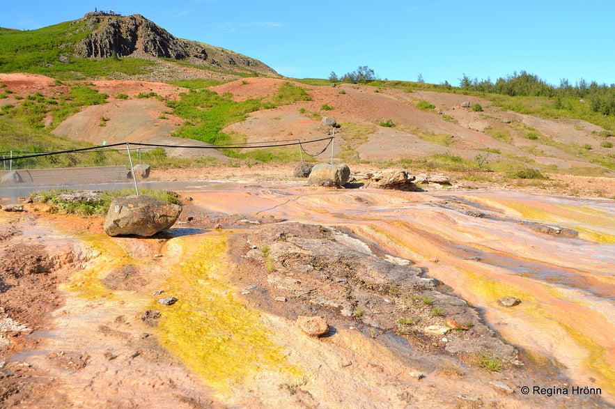 The spectacular Geysir Geothermal Area - Strokkur and all the other Hot Springs