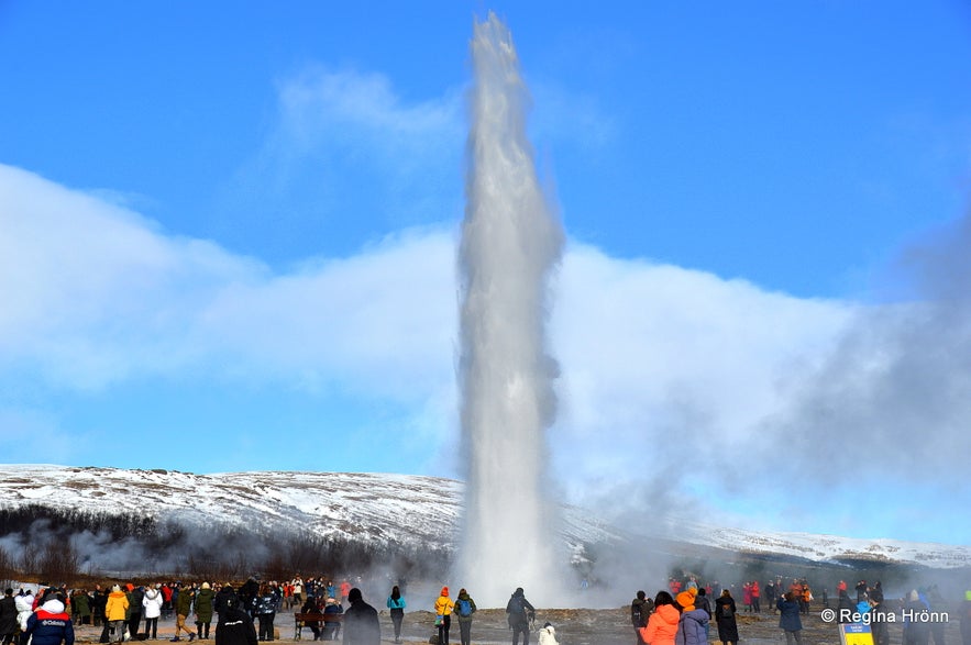 The spectacular Geysir Geothermal Area - Strokkur and all the other Hot Springs