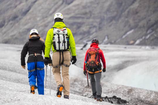 Private Glacier Hike on Falljokull with Photo Package from Skaftafell