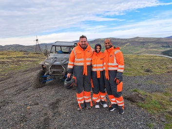 2-Hour Buggy Tour with Burger Stop Near Reykjavik - day 1