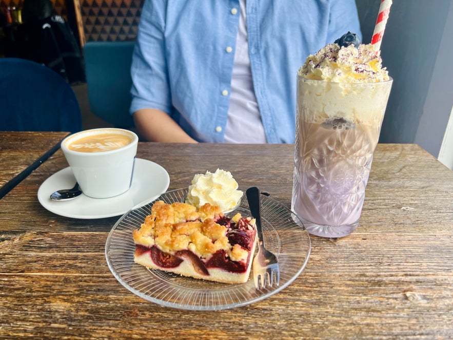 Loca pastries and drinks from Reykjavik Rost