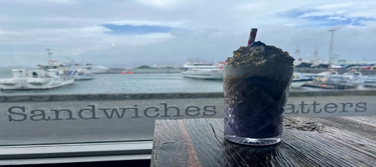 Review of Reykjavik R&ouml;st: Best Cafe With a Harbor View