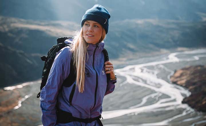 What to Wear in Spring in Iceland