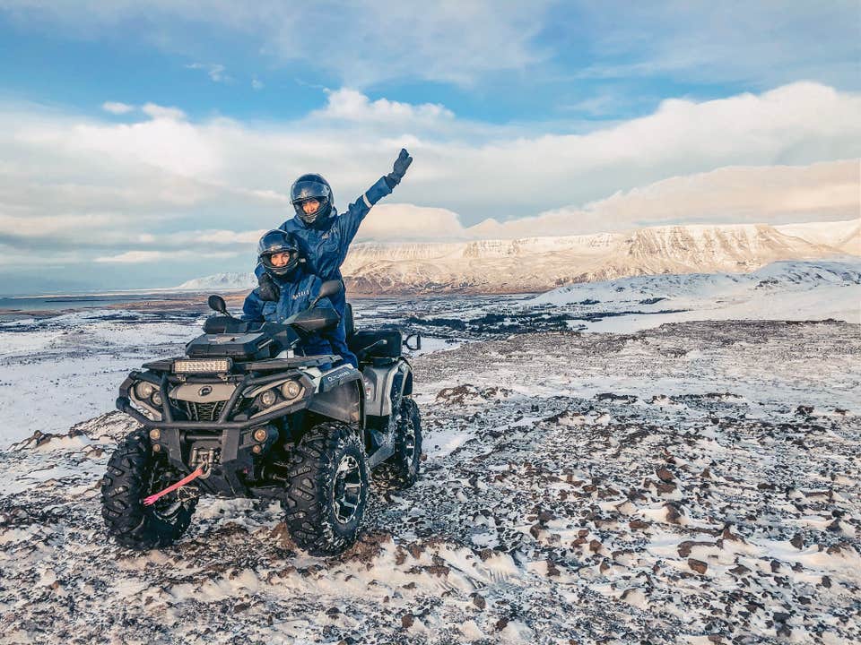 Conquistare le montagne Hafrafell e Úlfarsfell in quad è un'esperienza unica nella vita.