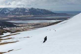 Customizable Multi-Day Heliskiing Tour with Transfer from Reykjavik or Akureyri