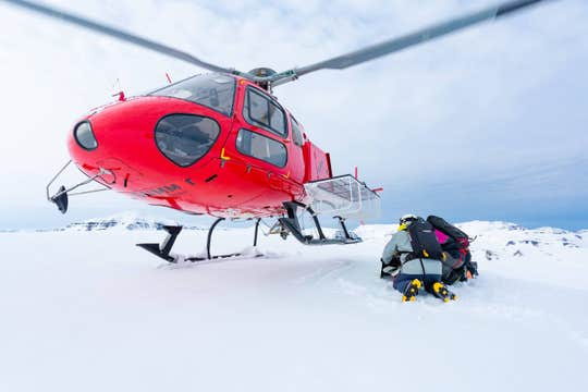Customizable Multi-Day Heliskiing Tour with Transfer from Reykjavik or Akureyri