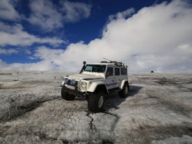 Tackle icy terrain with a fearless Superjeep adventure.