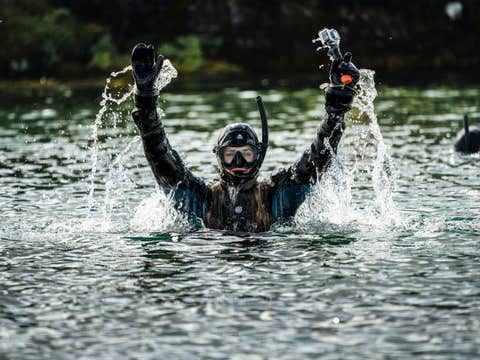 レイキャビク発コンボツアー|ゴールデンサークル&シルフラの泉でシュノーケリング体験