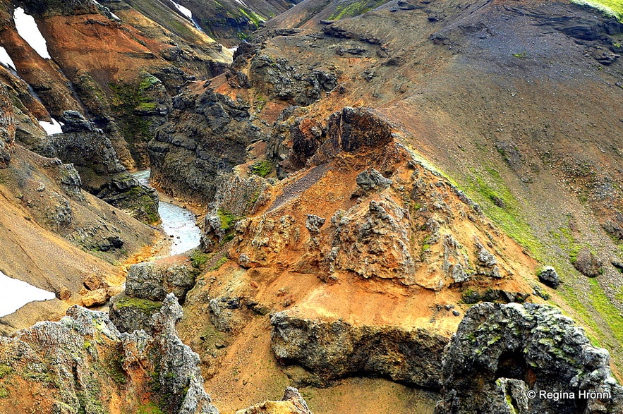 The amazing Mt. Kerlingarfjöll, a fascinating Hike through Hveradalir, and the Kjölur Route