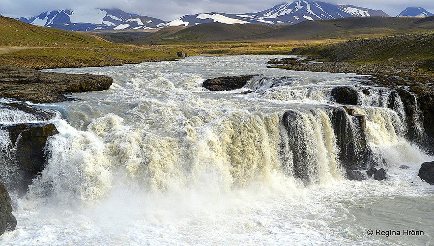 The amazing Mt. Kerlingarfjöll, a fascinating Hike through Hveradalir, and the Kjölur Route