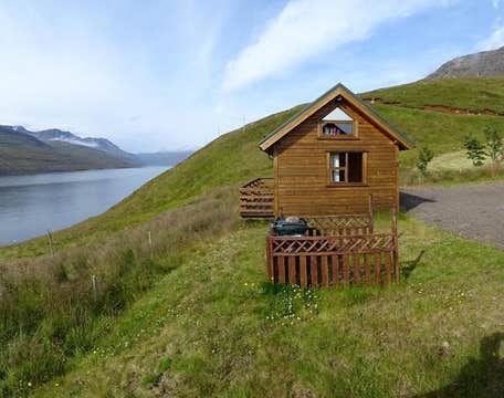 Solbrekka Guesthouse and Holiday Homes