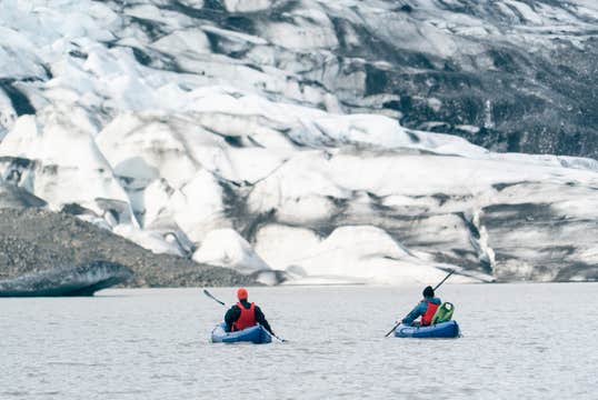 Flaajokull Glacier Kayaking Tour in Vatnajokull