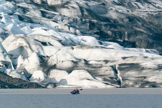 Flaajokull Glacier Hiking and Kayaking Tour in Vatnajokull