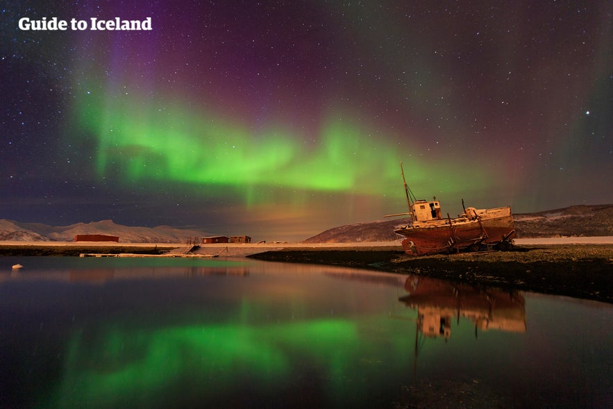 The northern lights are the main attraction of winter in Iceland.