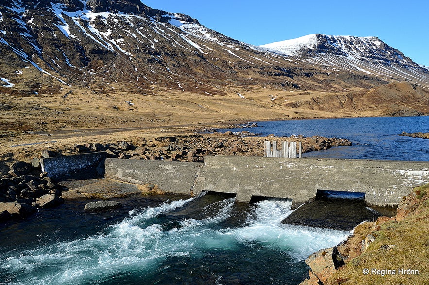 The Giantess Hít in Hítardalur Valley and the Party of the Trolls - Folklore from West Iceland