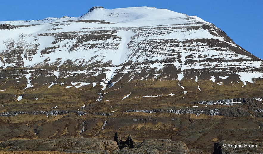 The Giantess Hít in Hítardalur Valley and the Party of the Trolls - Folklore from West Iceland