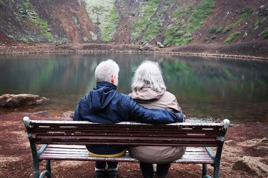 Small-Group 9-Hour Golden Circle Geology Tour with Transfer from Reykjavik