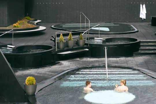 Private Silver Circle Tour with Krauma Baths and Transfer from Reykjavik