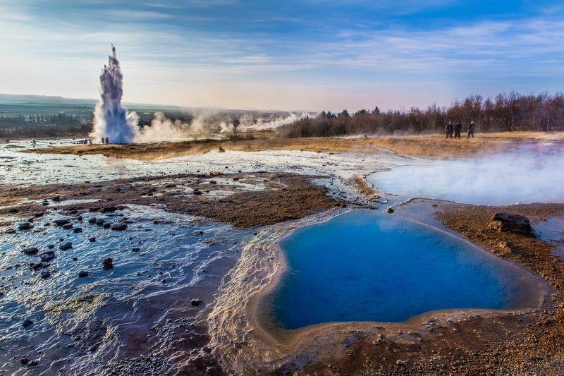 间歇泉利特里酒店（Litli Geysir Hotel）靠近盖歇尔地热区