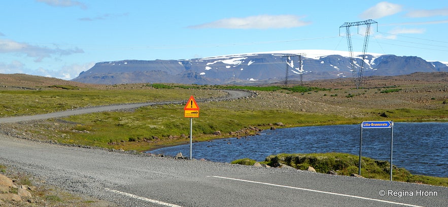 An easy Hike on Mt. Meyjarsæti and Lake Sandkluftavatn in South Iceland