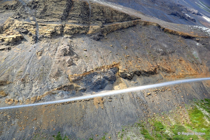 An easy Hike on Mt. Meyjarsæti and Lake Sandkluftavatn in South Iceland