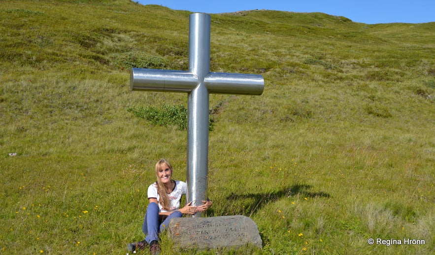 Biskupsbrekka - the Bishop's Hill and the Memorial Crosses for Bishop Jón Vídalín