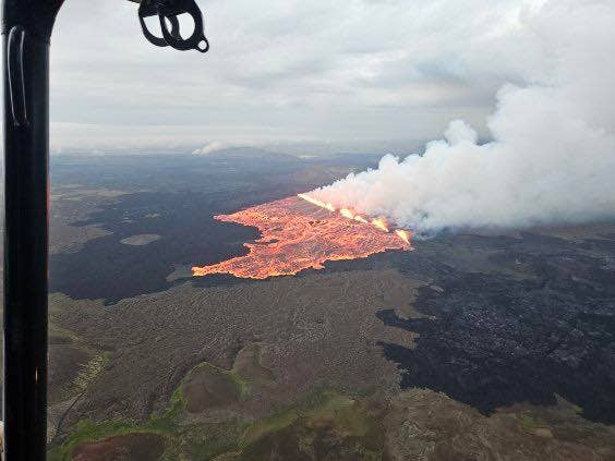 2025年7月16日，Sundhnukagigar火山爆发。