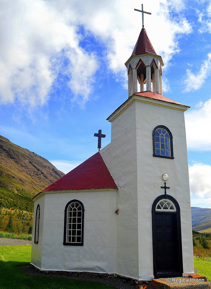 The Ghost Skeljungur and Bóla in Bólugil - Folklore from North Iceland