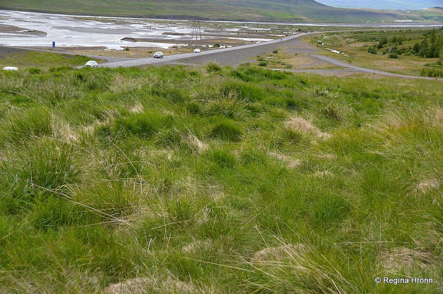 The Ghost Skeljungur and Bóla in Bólugil - Folklore from North Iceland