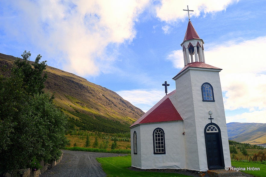 The Ghost Skeljungur and Bóla in Bólugil - Folklore from North Iceland