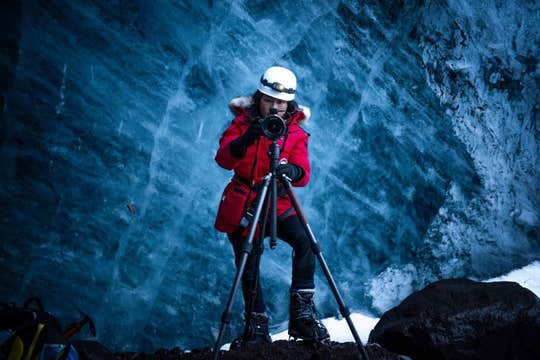 Small-Group 4-Hour Ice Cave and Glacier Photography Tour