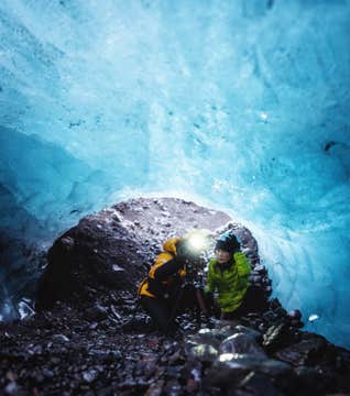 Small-Group 4-Hour Ice Cave and Glacier Photography Tour