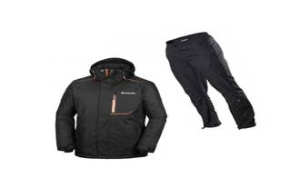 Optez pour la location de votre pantalon et de votre veste imperméables pour votre aventure en Islande afin d’économiser de l’argent et de la place.