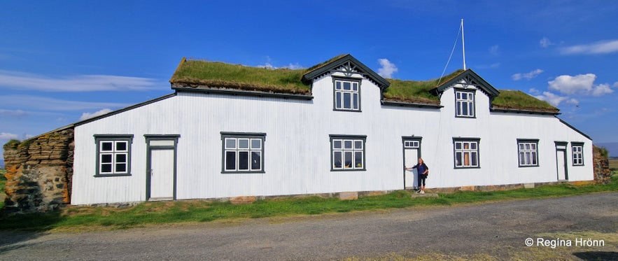 Gr&aelig;navatn turf house in North-Iceland
