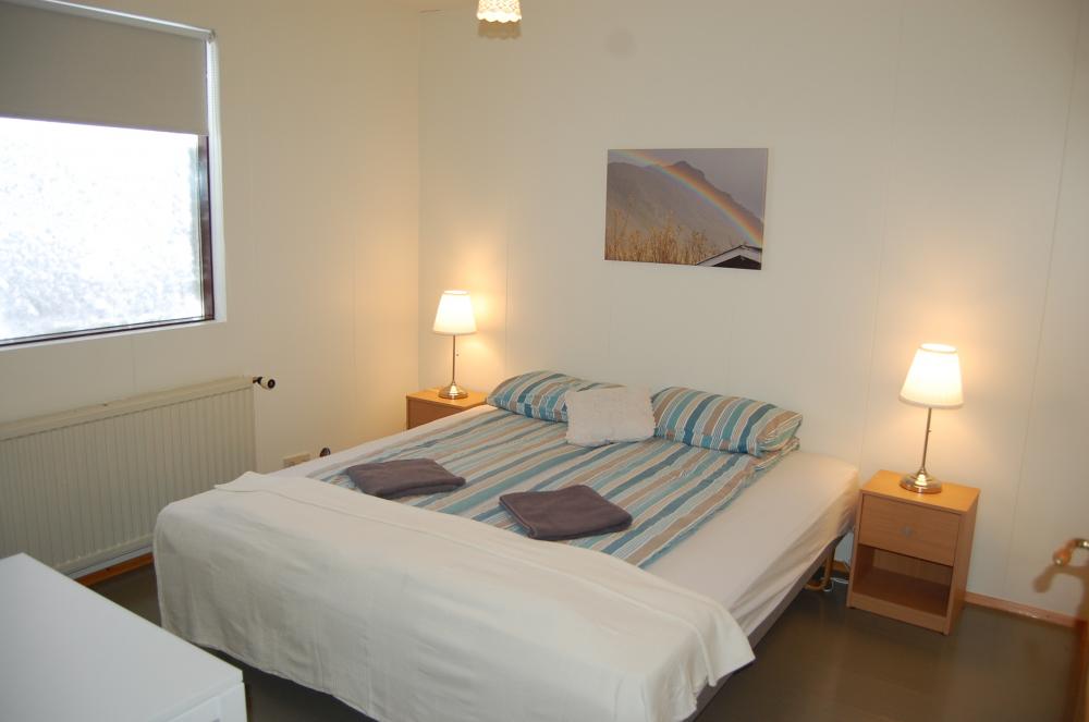 Moar Guesthouse - Std. Double Room #3 Near Akranes