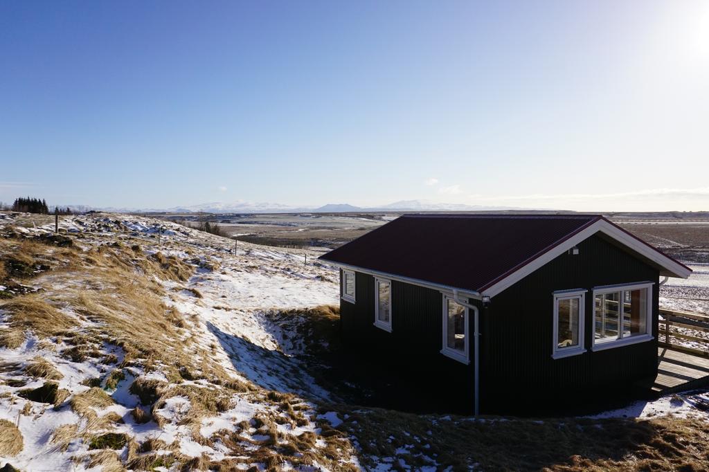 Hestheimar Cottage #2 With Hot Tub in South Iceland