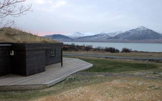 博尔加内斯的 Bjarg 小屋 | Bjarg Cottage in Borgarnes