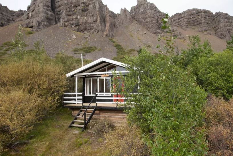 M&uacute;lakot 5 Cottage near Borgarnes with Secluded Balcony