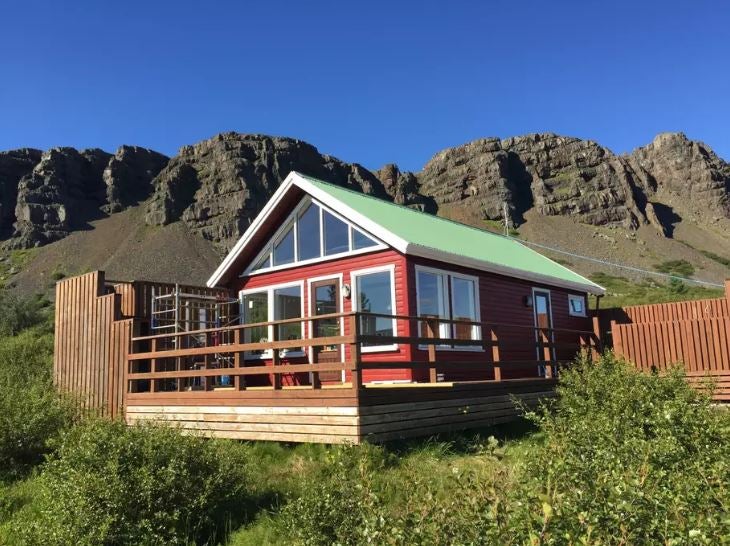 Mulakot 1 - 带露台的舒适冰岛小屋 | Mulakot 1 - Cozy Icelandic Cabin With Terrace