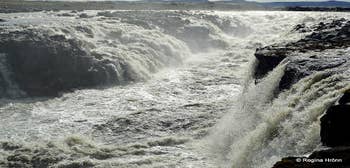 Gljufrasmidur Waterfall