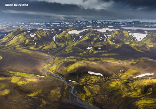 Private 9-Hour Super Jeep Volcano Tour in the Icelandic Highlands with Selfoss Transfers