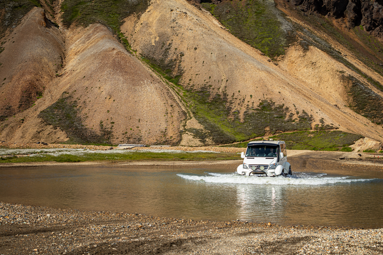 Small-Group South Coast & Highlands Super Jeep Tour from Reykjavik with Maelifell Volcano