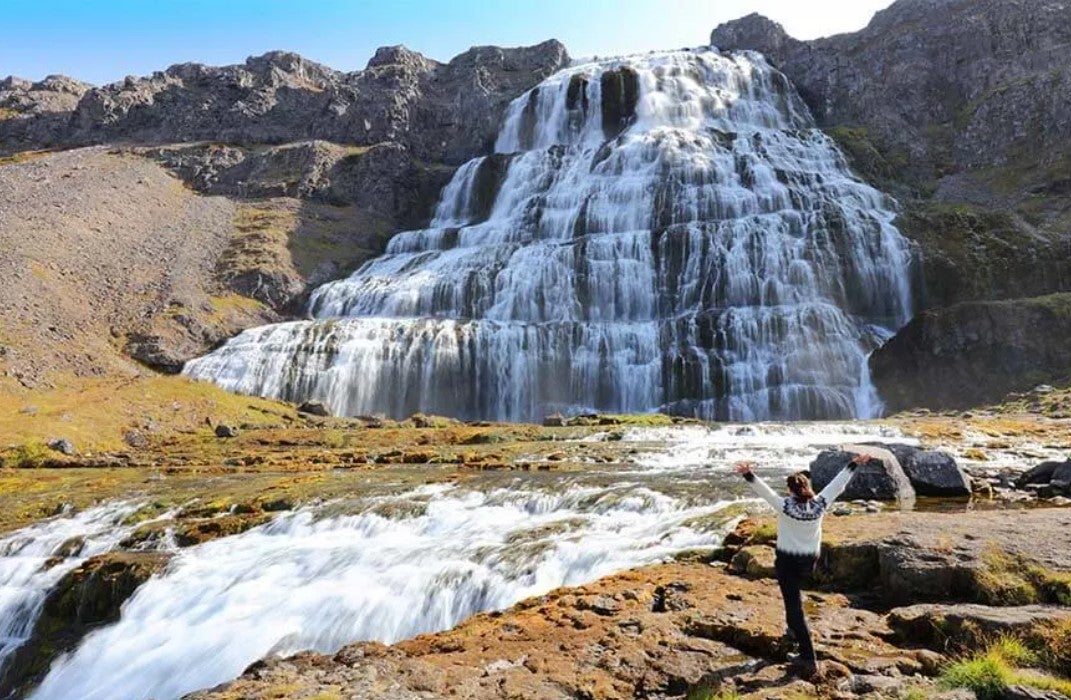 De Dynjandi-waterval wordt beschouwd als de 'parel van de Westfjorden'.